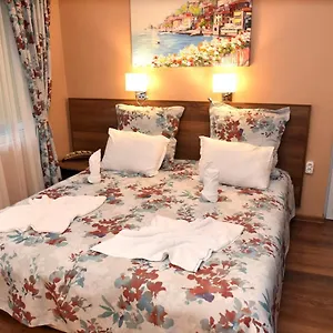  Daire City Apartments